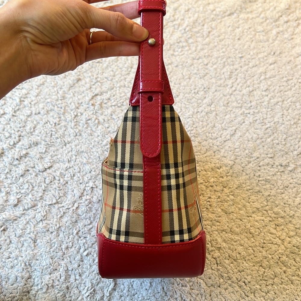 Burberry Canvas Nova Check Shoulder Bag - Picture 8 of 16